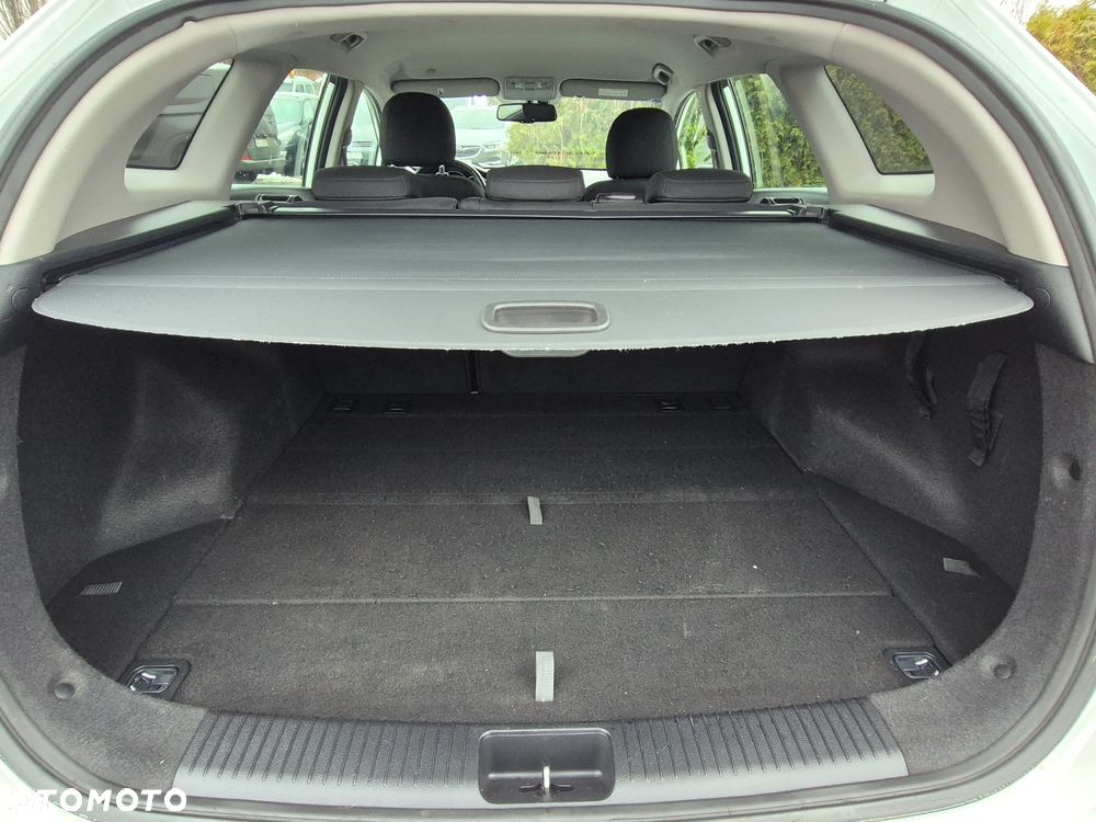 Kia Ceed 1.6 CRDi 128 Platinum Edition - 29