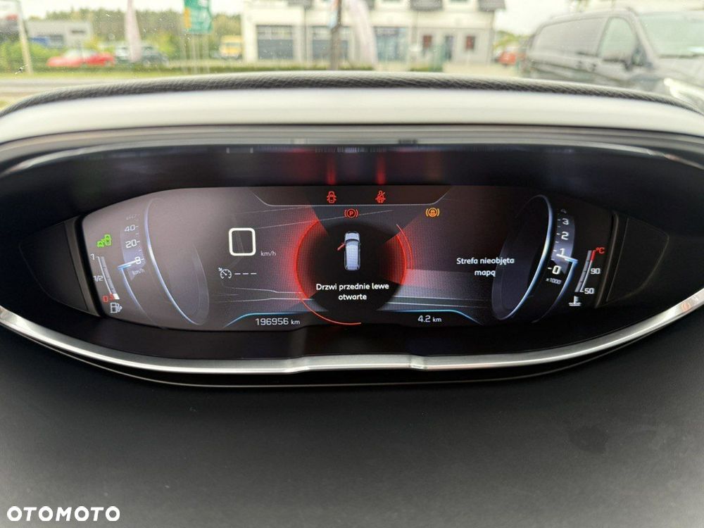 Peugeot 5008 BlueHDI 130 Allure - 25