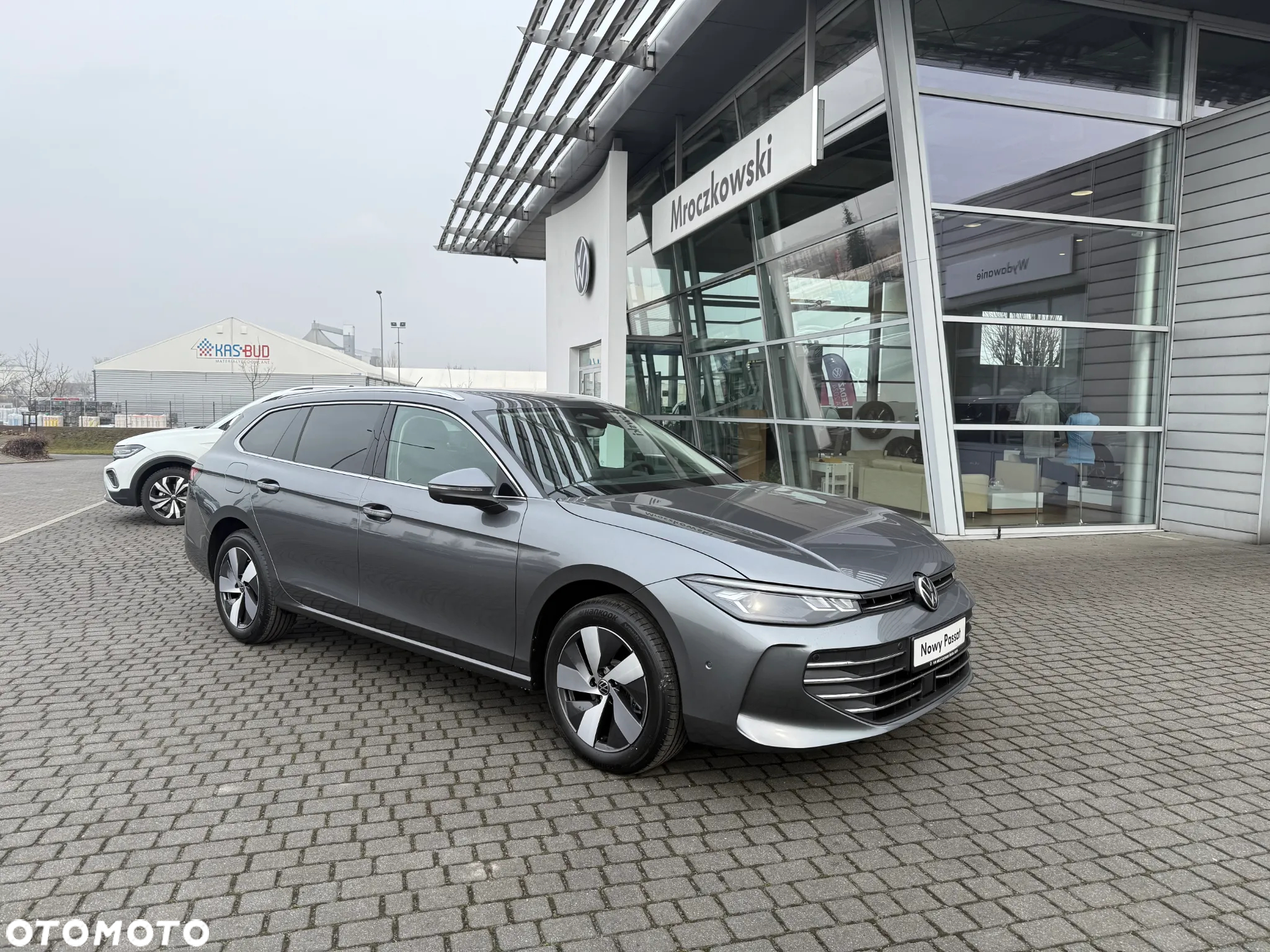 Volkswagen Passat 2.0 TDI EVO Business DSG - 2