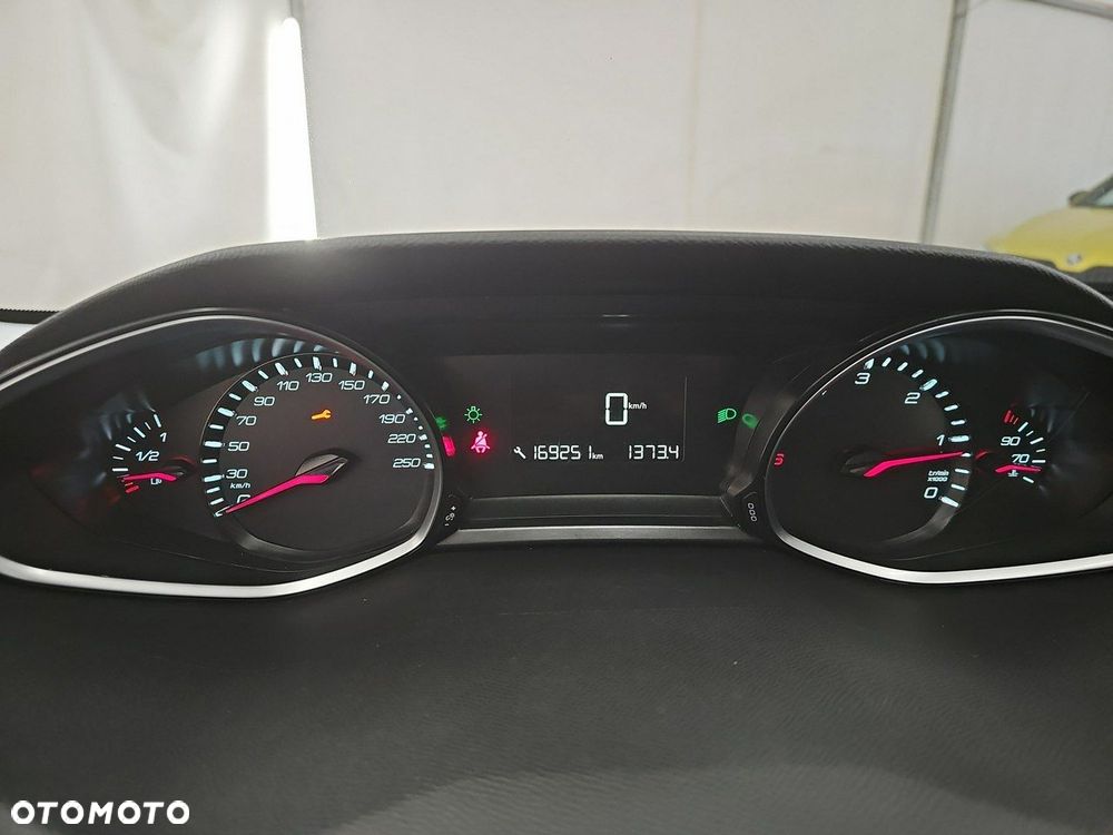 Peugeot 308 1.5 BlueHDi Active S&S - 15