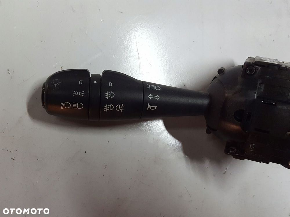 DACIA DUSTER I LIFT MANETKA WŁĄCZNIK ŚWIATEŁ KIERUNKOWSKAZÓW E1109558 - 2