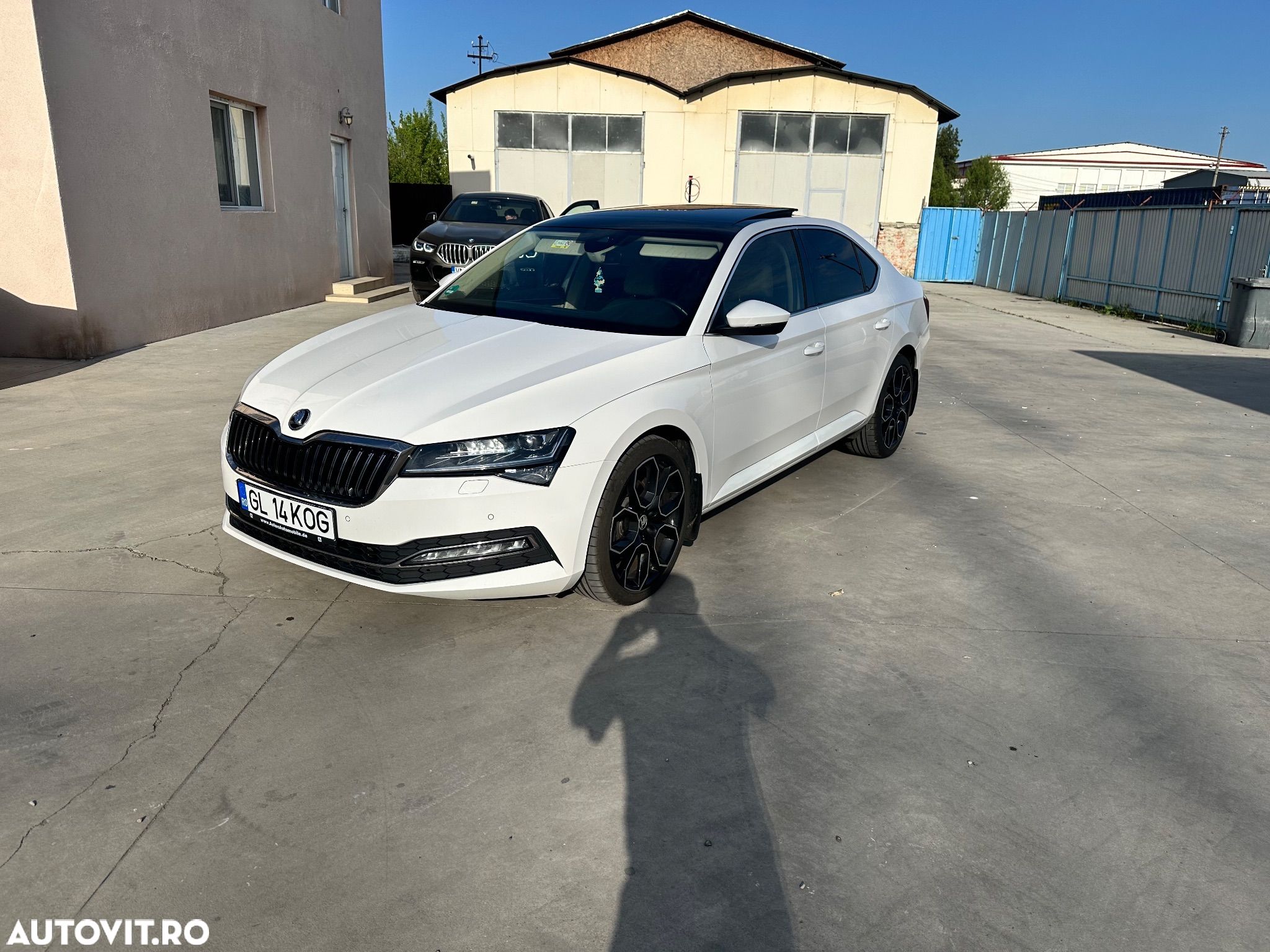 Skoda Superb 2.0 TDI SportLine - 1