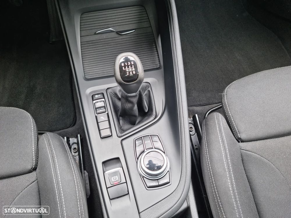 BMW X1 16 d sDrive Line Sport - 27