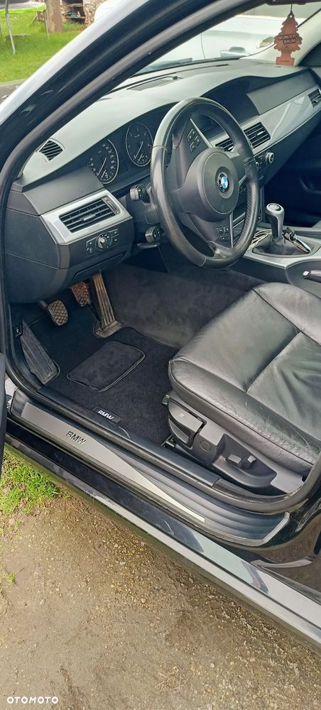 BMW Seria 5 520d Touring Edition Exclusive - 17
