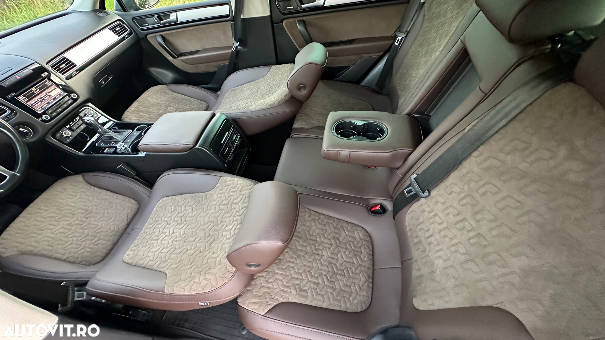 Volkswagen Touareg V6 TDI BMT Mountain Plus - 25