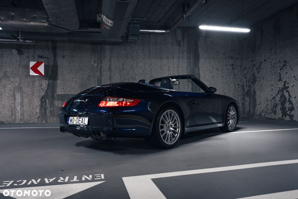 Porsche 911 Carrera S - 3