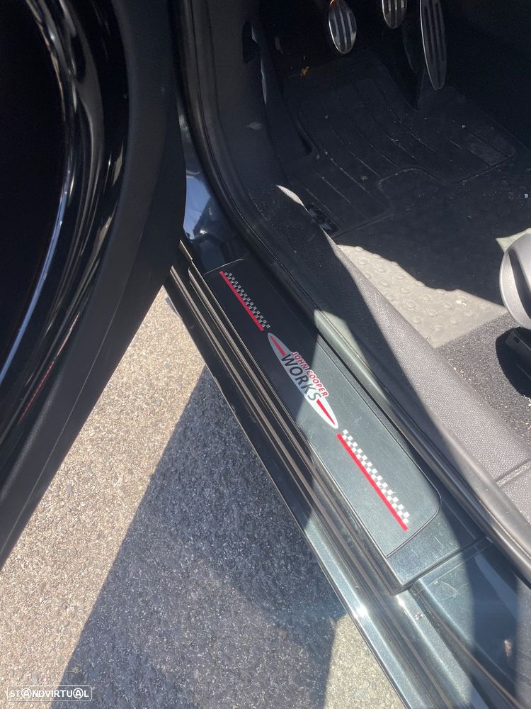 MINI Countryman John Cooper Works ALL4 - 18