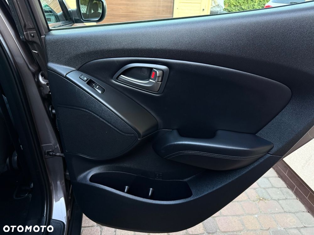 Hyundai ix35 1.6 2WD blue Comfort - 15
