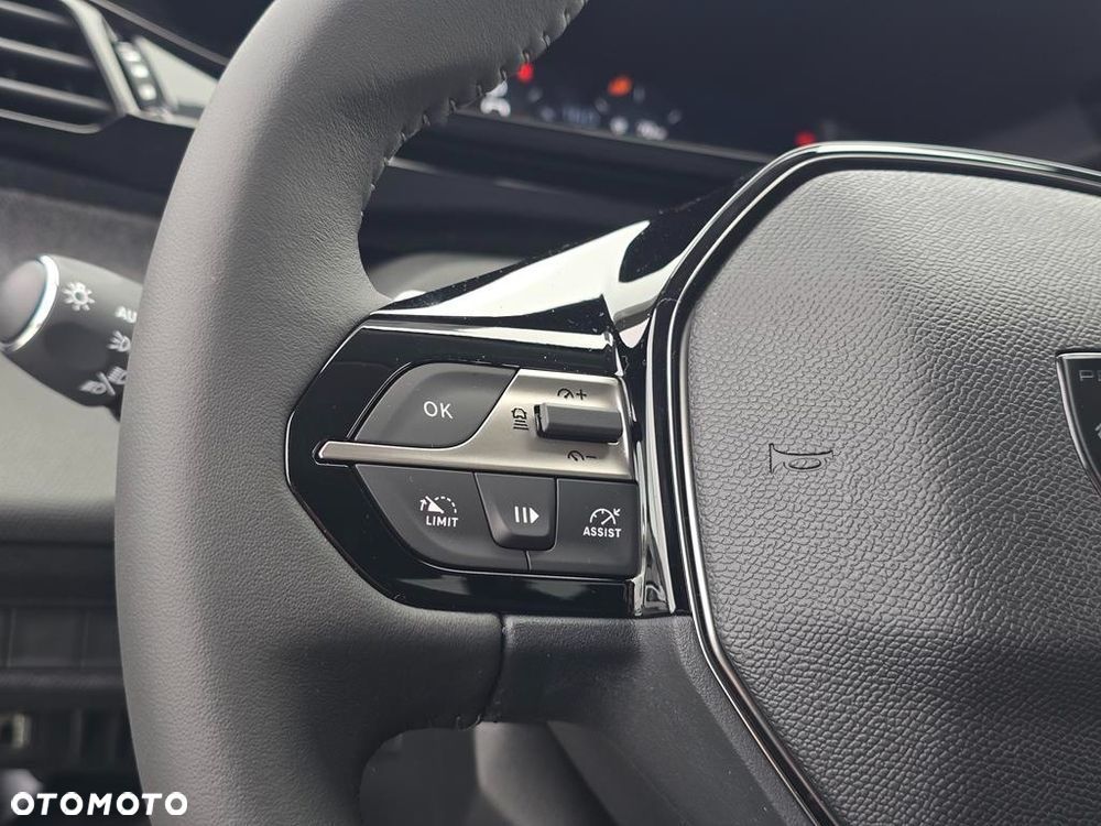 Peugeot 308 1.5 BlueHDi Allure S&S EAT8 - 14