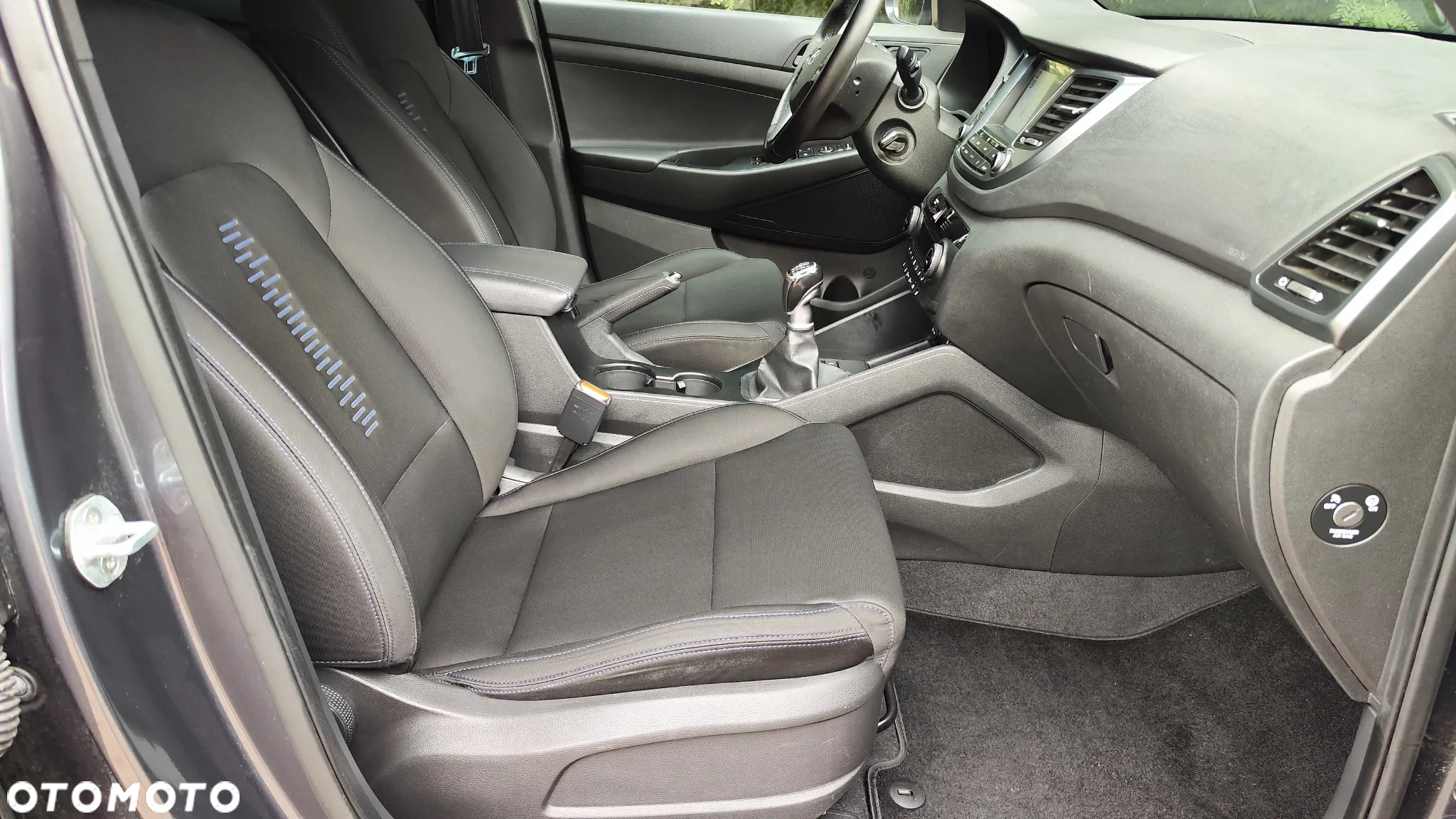 Hyundai Tucson blue 1.6 GDi 2WD Passion - 35