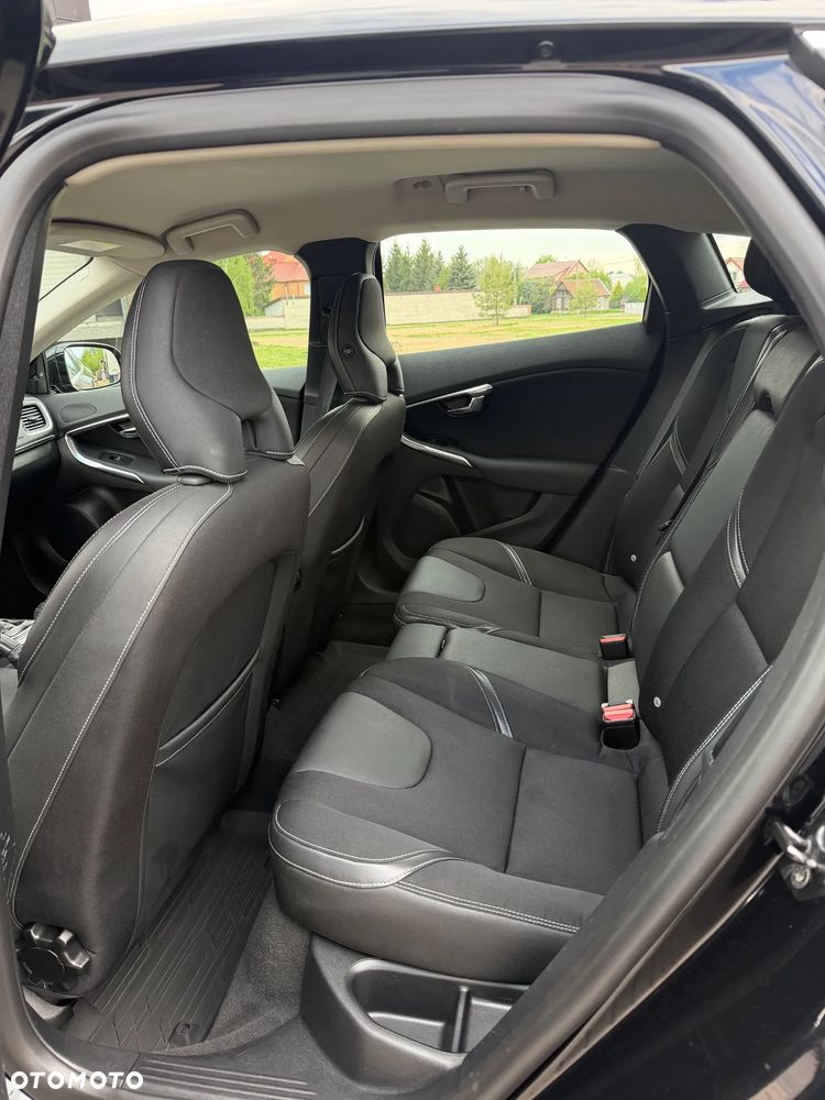 Volvo V40 - 8