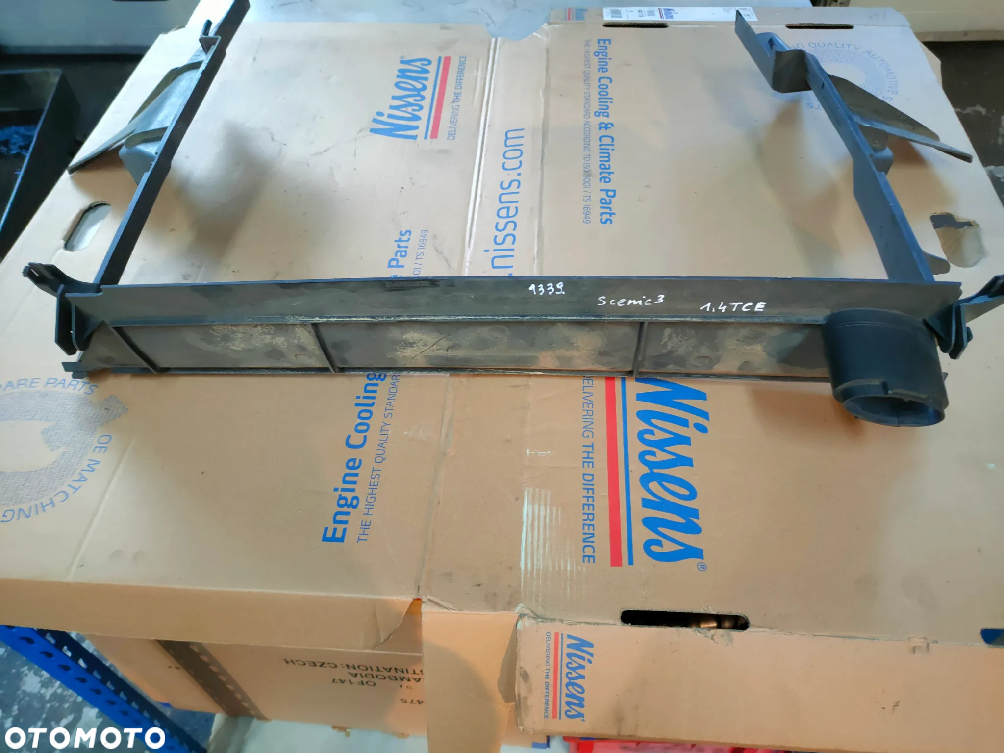 Kierownica powietrza Renault Grand Scenic3 - 2