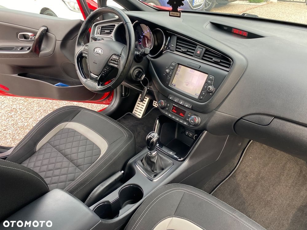 Kia Ceed Cee'd 1.0 T-GDI GT Line - 31