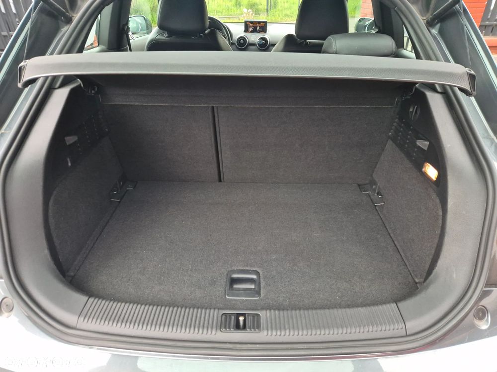 Audi A1 3-drzwiowe 1.4 TFSI S line Sportpaket - 17