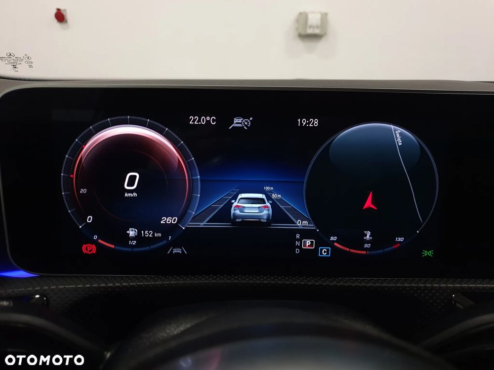 Mercedes-Benz CLA 250 7G-DCT - 8