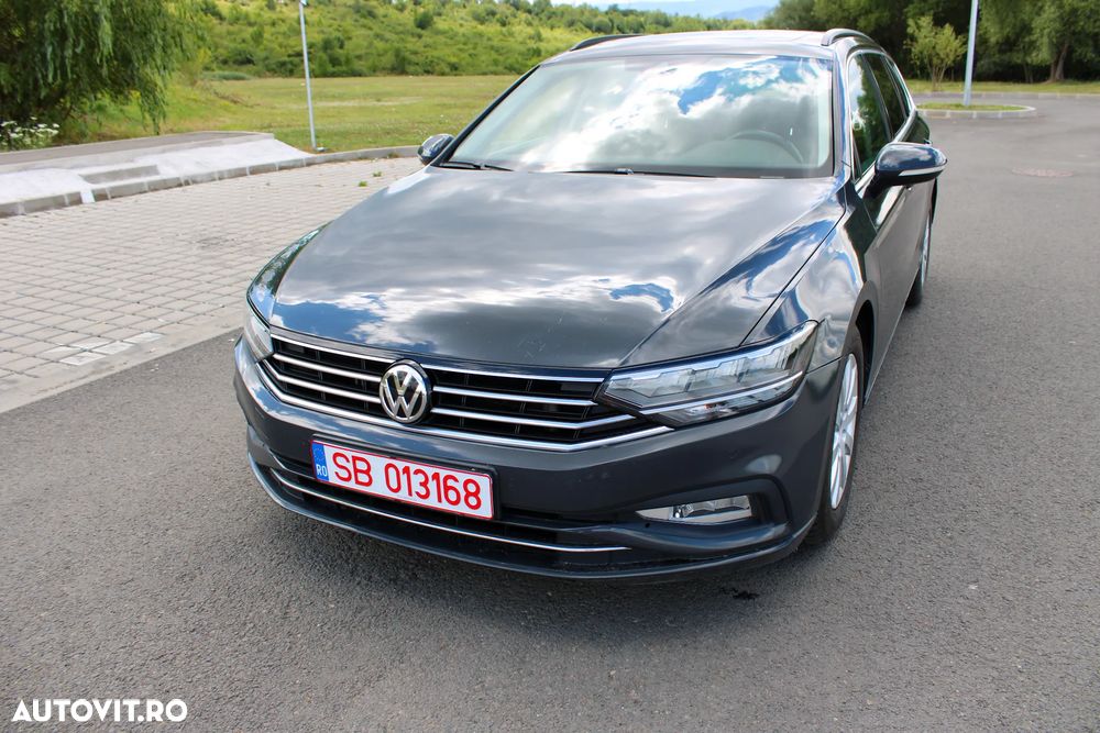 Volkswagen Passat 2.0 TDI Comfortline - 8