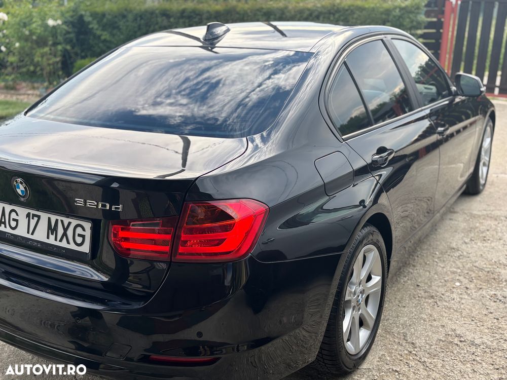 BMW Seria 3 320d Aut. - 5