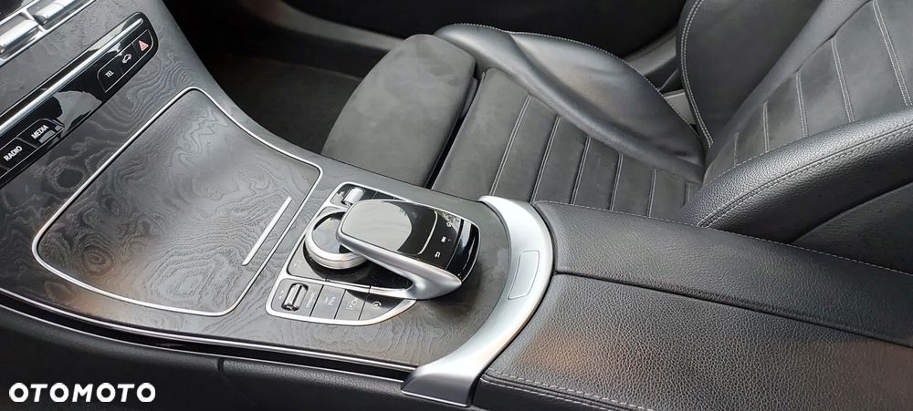 Mercedes-Benz Klasa C 220 d 9G-TRONIC - 27