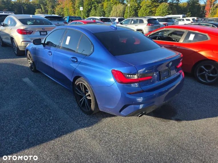 BMW Seria 3 330i xDrive M Sport - 5