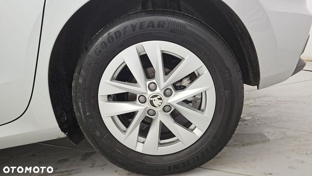 Skoda Fabia 1.0 TSI Ambition - 23