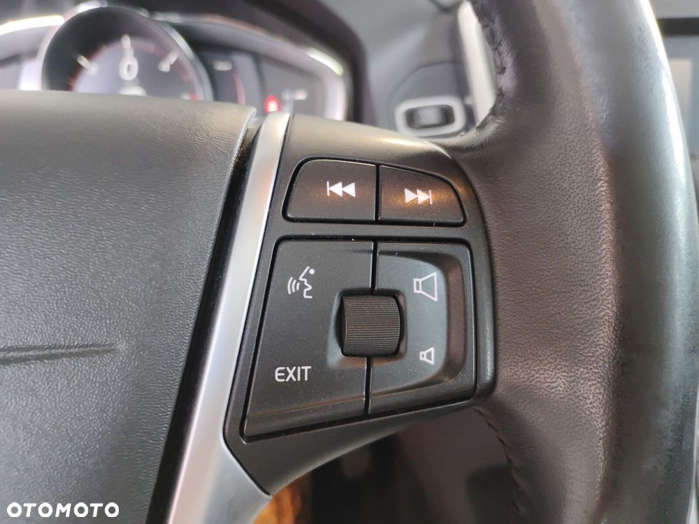 Volvo XC 60 - 21