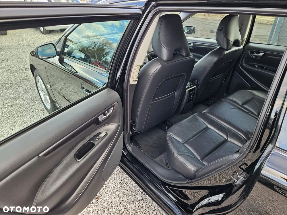 Volvo V70 2.4 Summum - 30