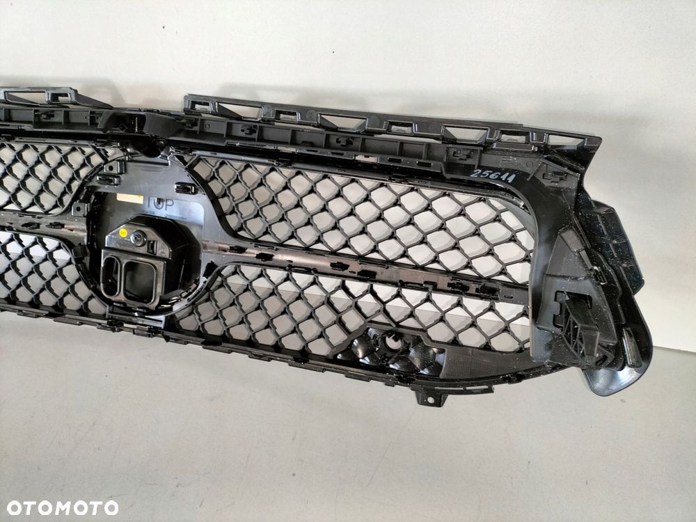 atrapa kratka grill mercedes a klasa w177 lift 22- - 7