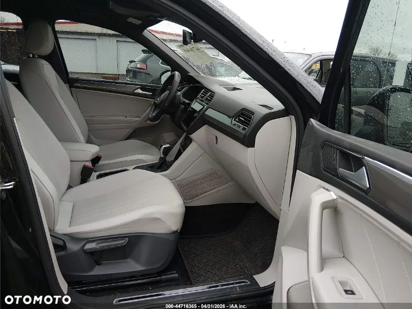 Volkswagen Tiguan 2.0 TSI 4Mot IQ Drive DSG - 6