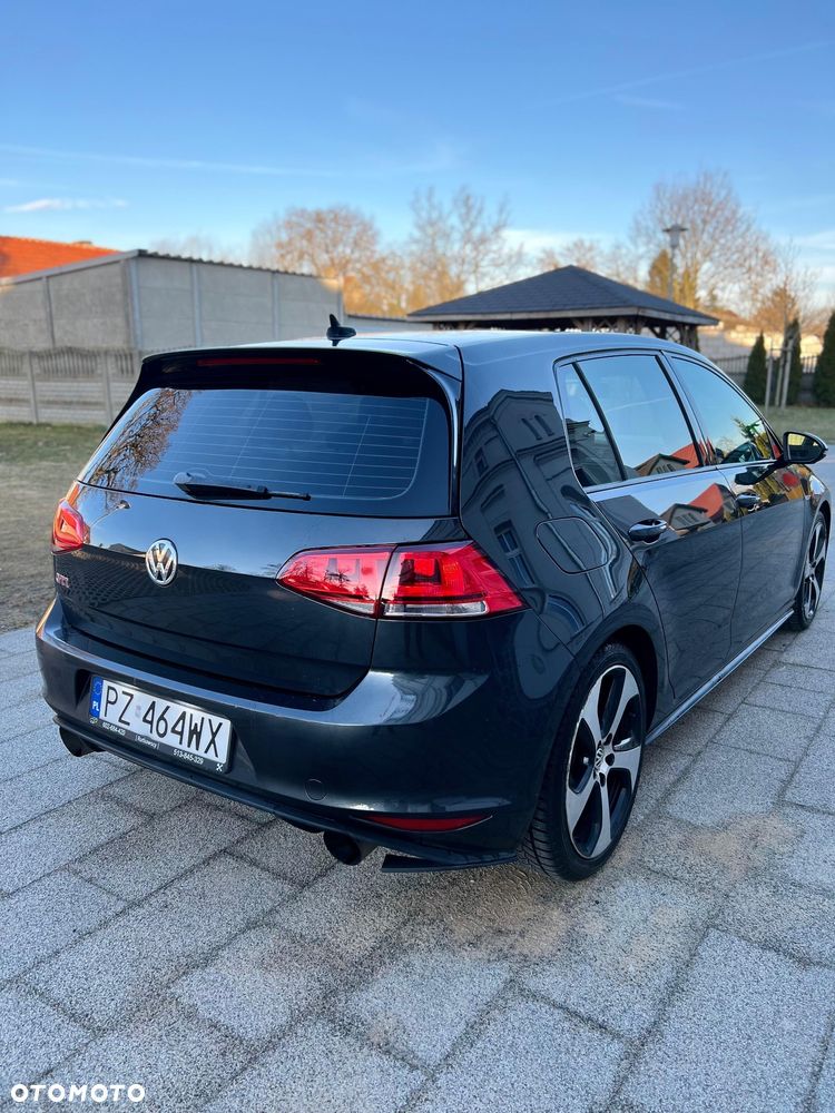 Volkswagen Golf 2.0 TSI BMT GTI Performance DSG - 12