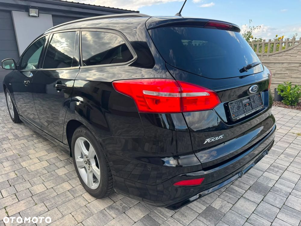 Ford Focus 1.0 EcoBoost ST-Line Black ASS - 5