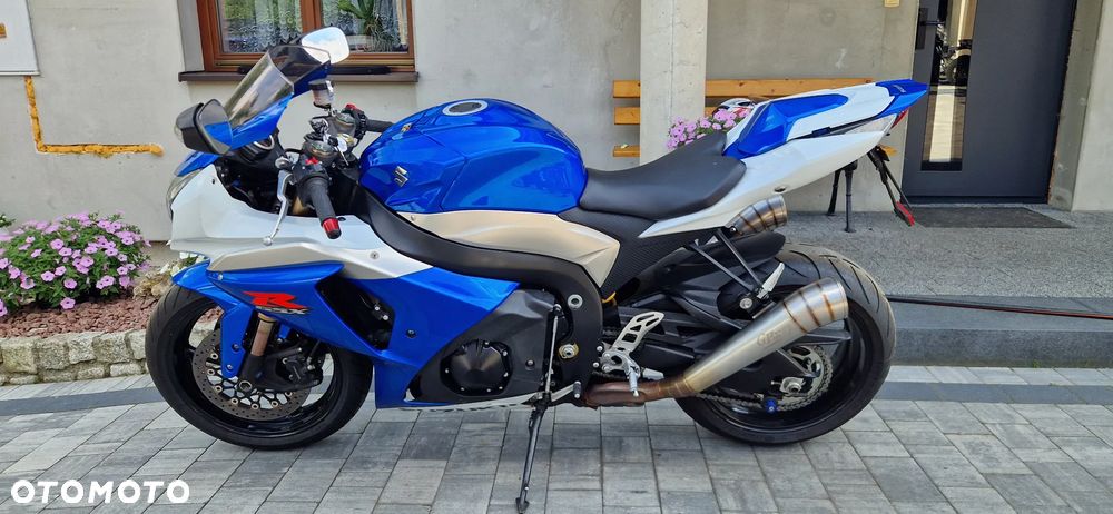 Suzuki GSX-R - 15
