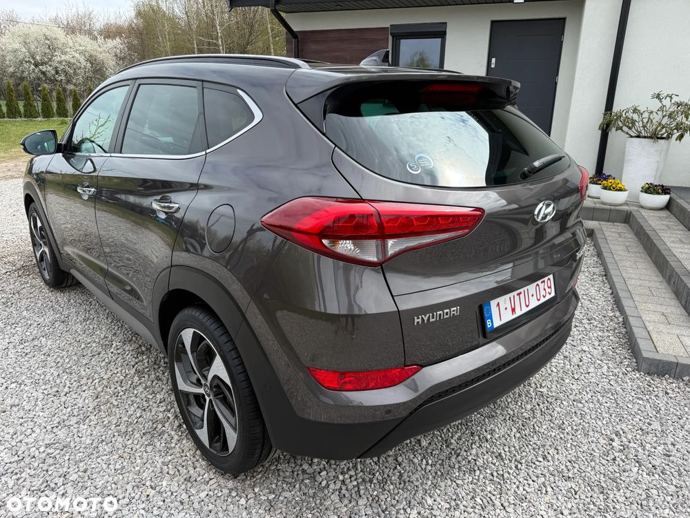 Hyundai Tucson - 16