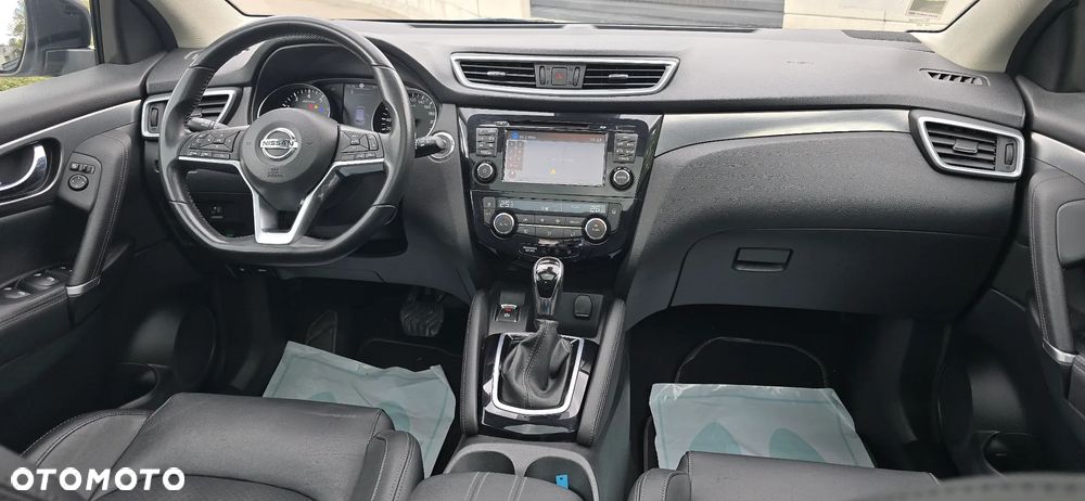 Nissan Qashqai 1.2 DIG-T Xtronic TEKNA+ - 33