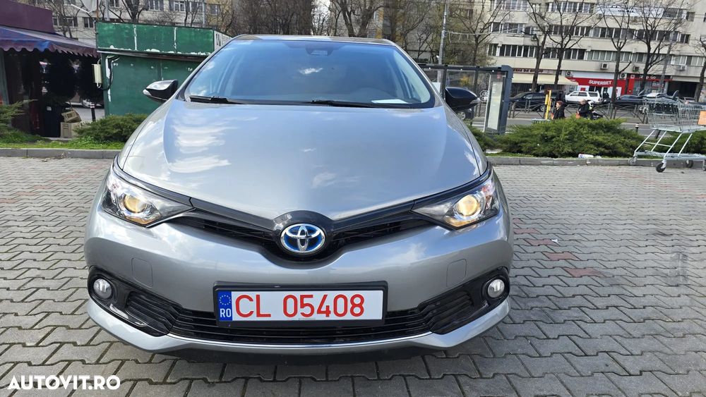 Toyota Auris - 1