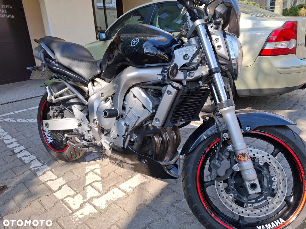 Yamaha FZ6 - 12