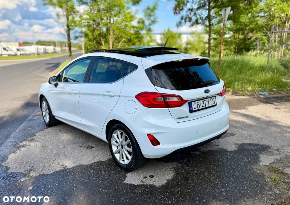 Ford Fiesta 1.5 TDCi S&S TITANIUM - 6