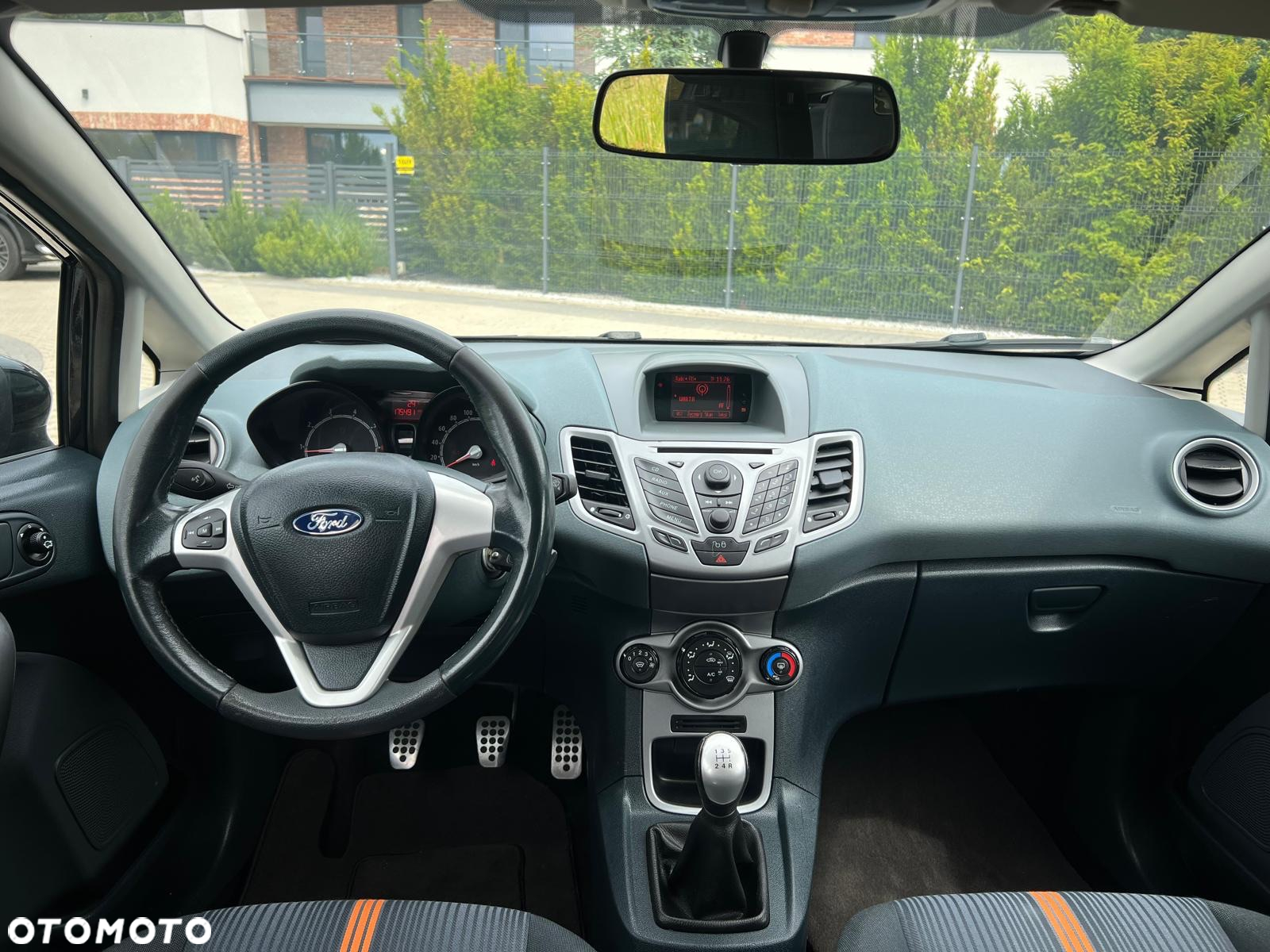 Ford Fiesta 1.25 Titanium X - 8