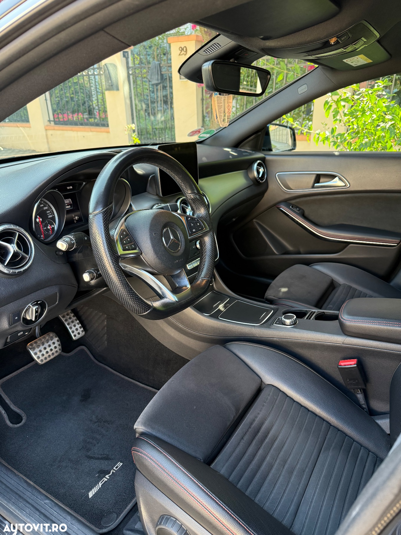 Mercedes-Benz CLA 220 d Aut. - 2