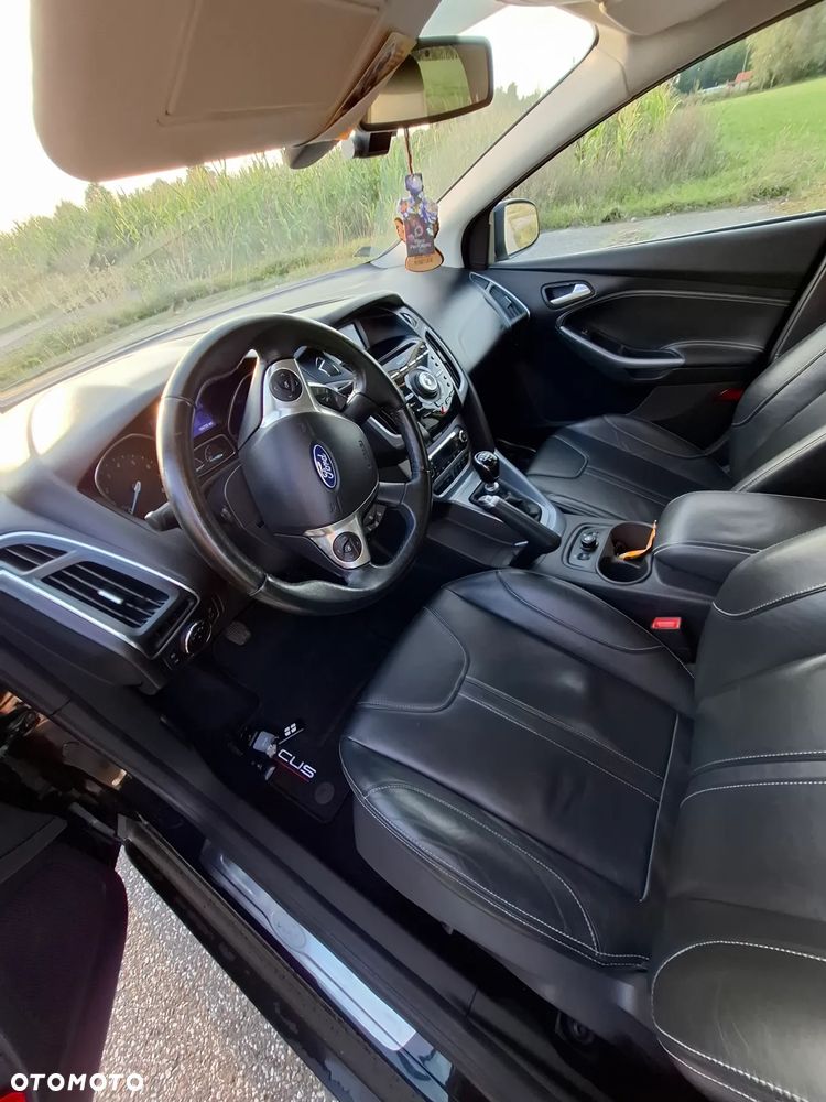 Ford Focus - 21