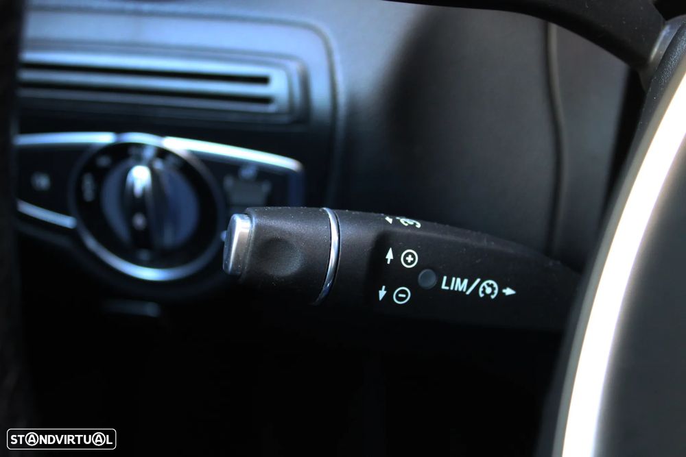 Mercedes-Benz C 220 d 9G-TRONIC - 37