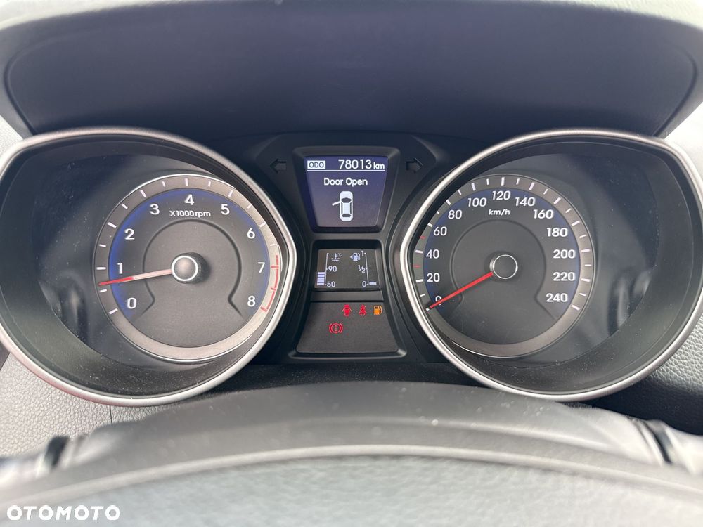 Hyundai i30 1.4 Comfort - 12