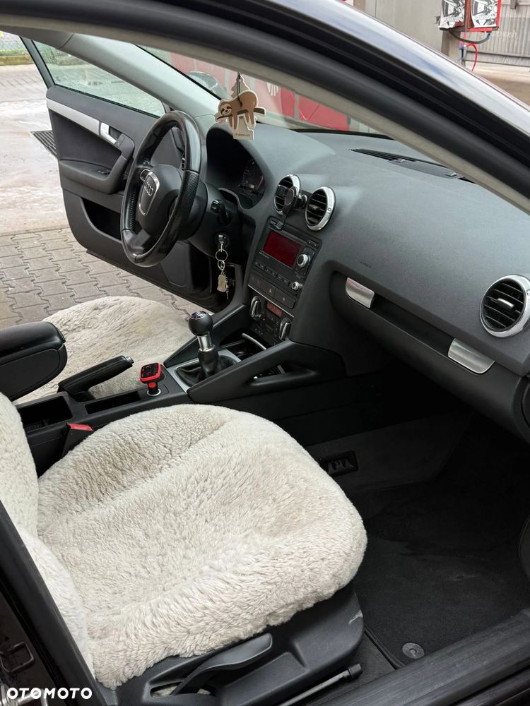 Audi A3 Sportback - 6