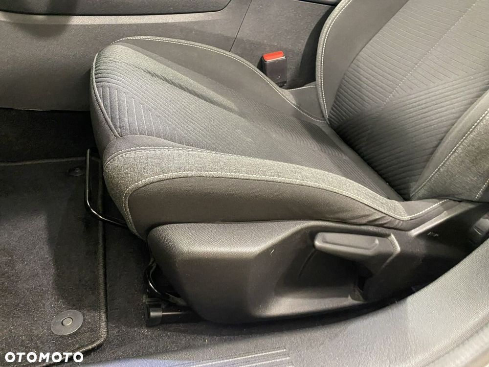 Peugeot 308 - 18