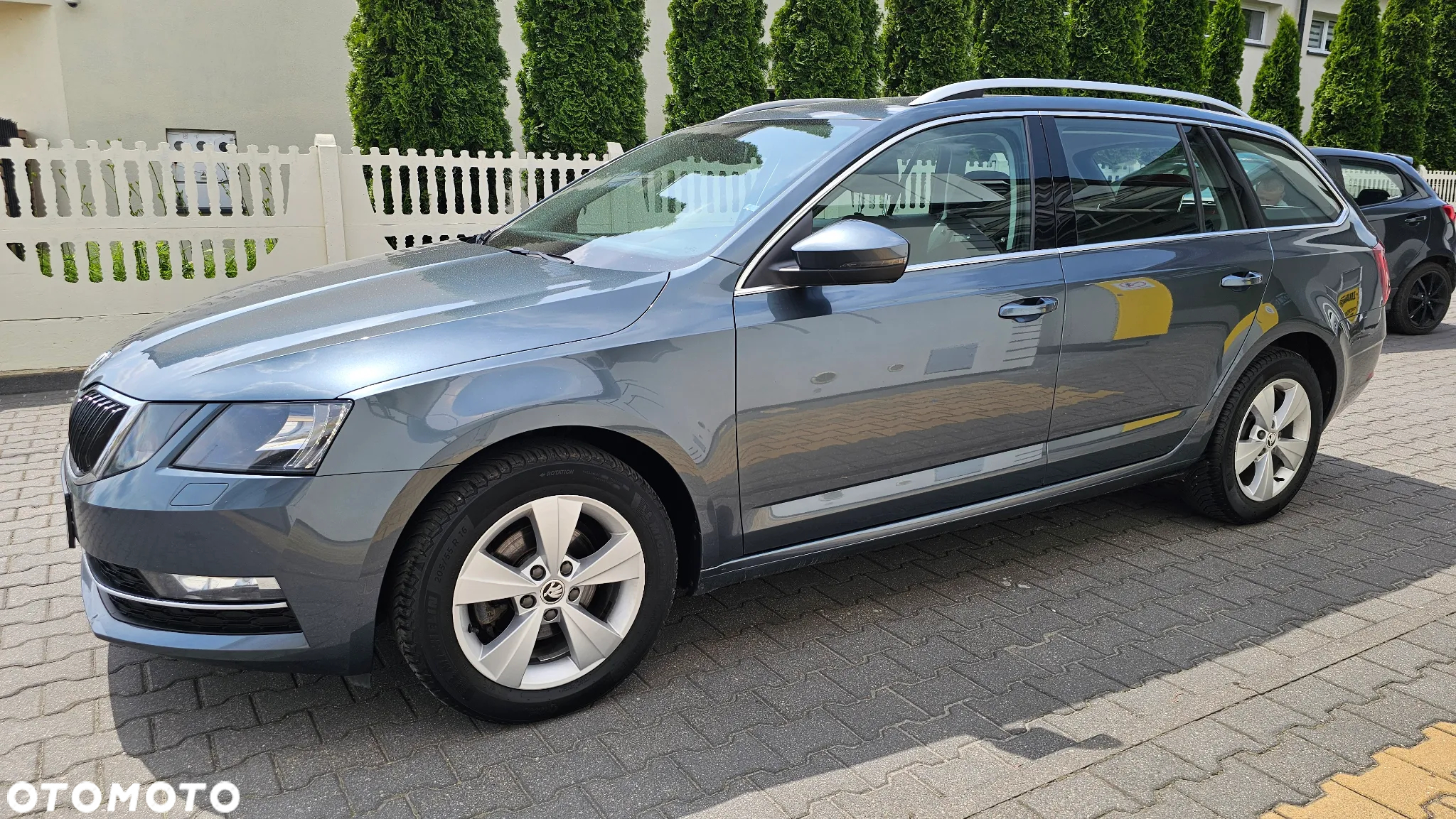 Skoda Octavia 1.6 TDI Ambition DSG - 3