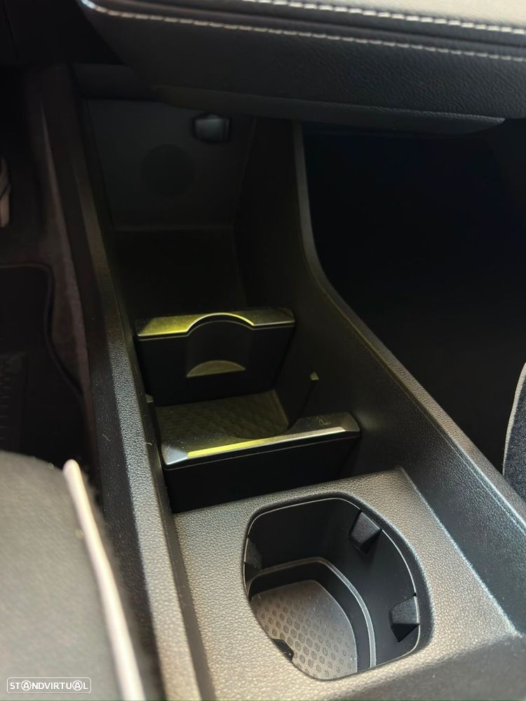 Renault Mégane E-Tech — fotografia 14