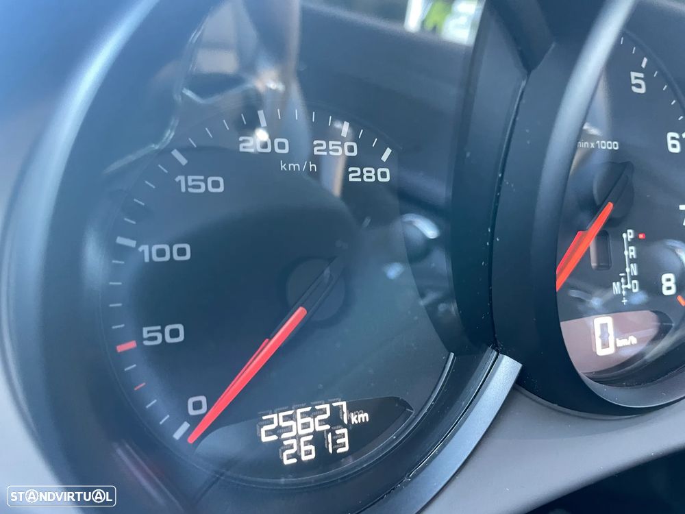 Porsche 718 Boxster 2.0 T PDK - 21