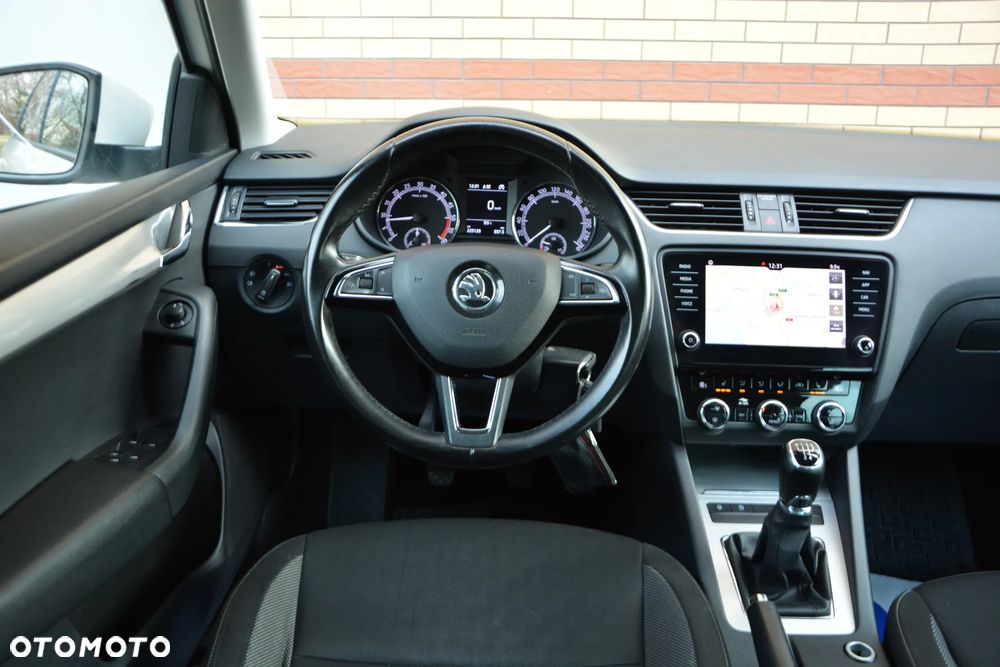 Skoda Octavia 1.6 TDI Premium Edition - 20