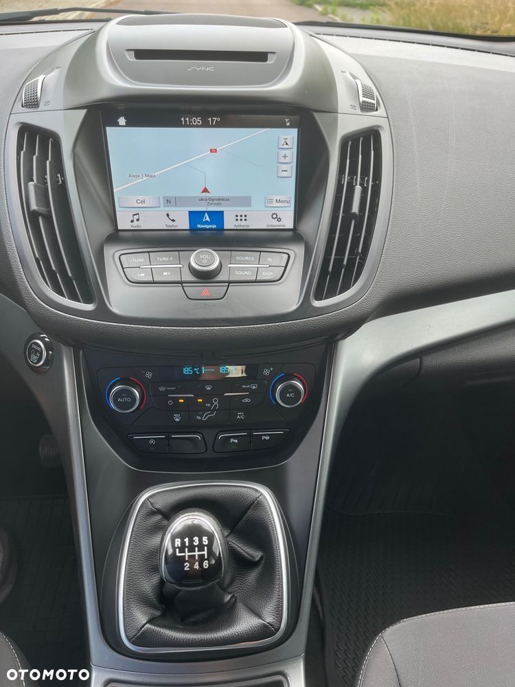 Ford Kuga - 21