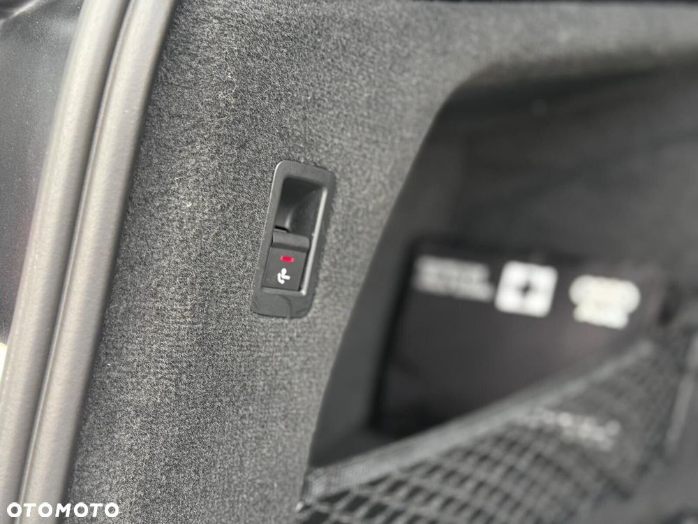 Audi A6 Allroad - 33