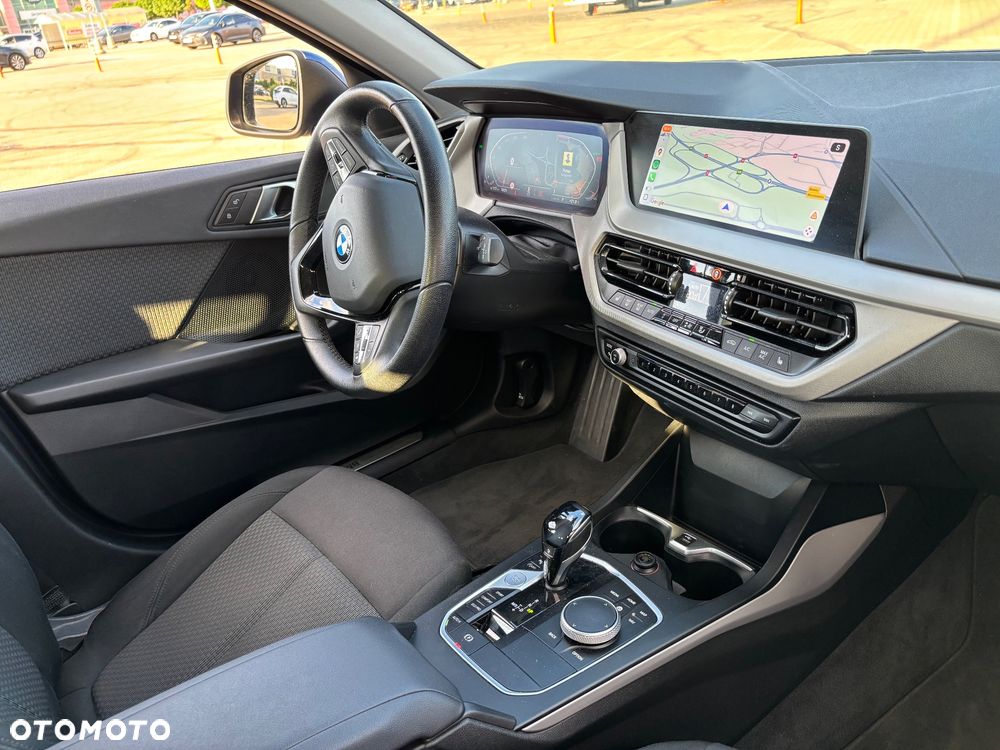BMW Seria 1 118i Advantage - 12